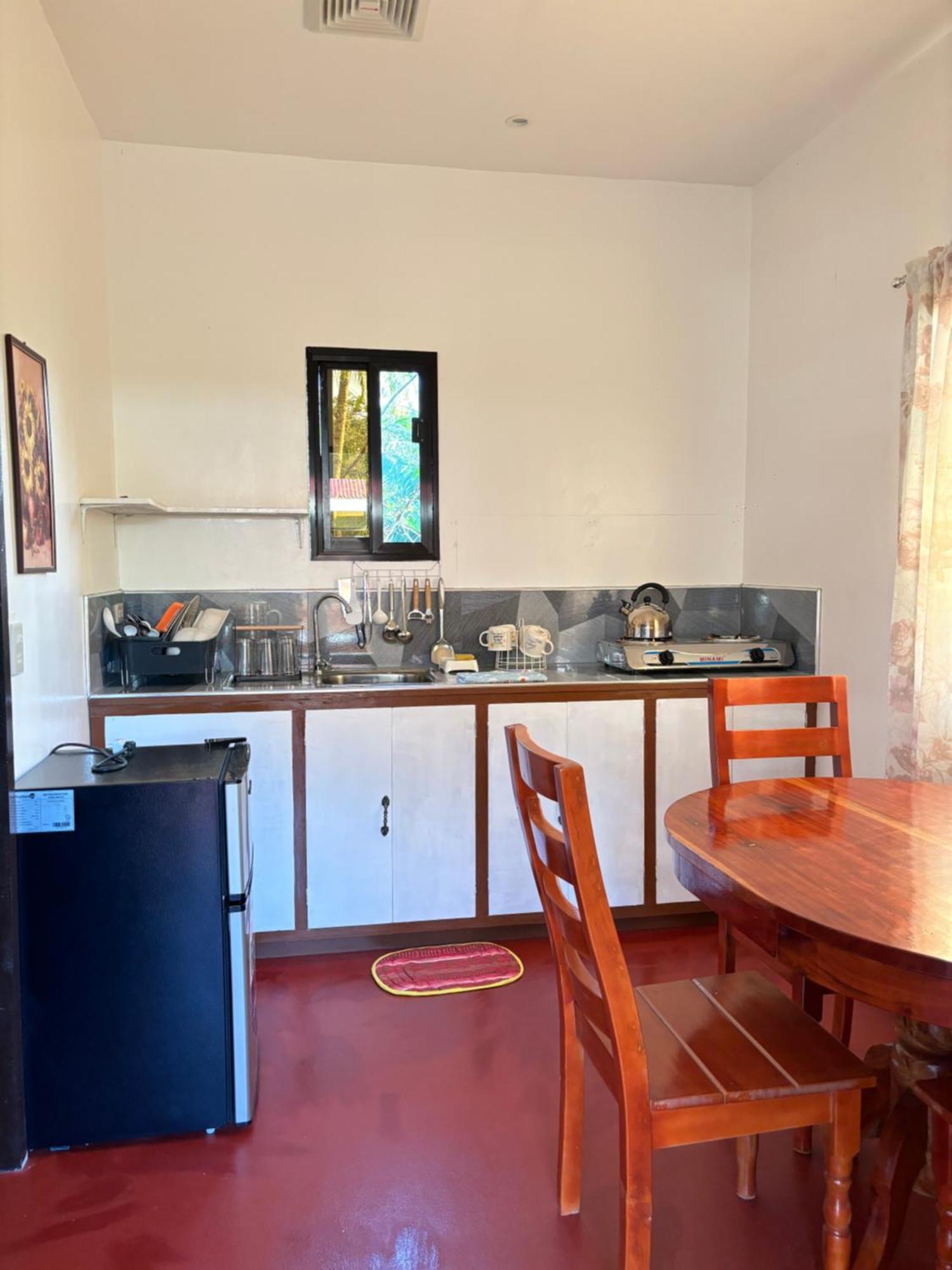 Luzville Transient House - Port Barton Itaytay Luaran gambar
